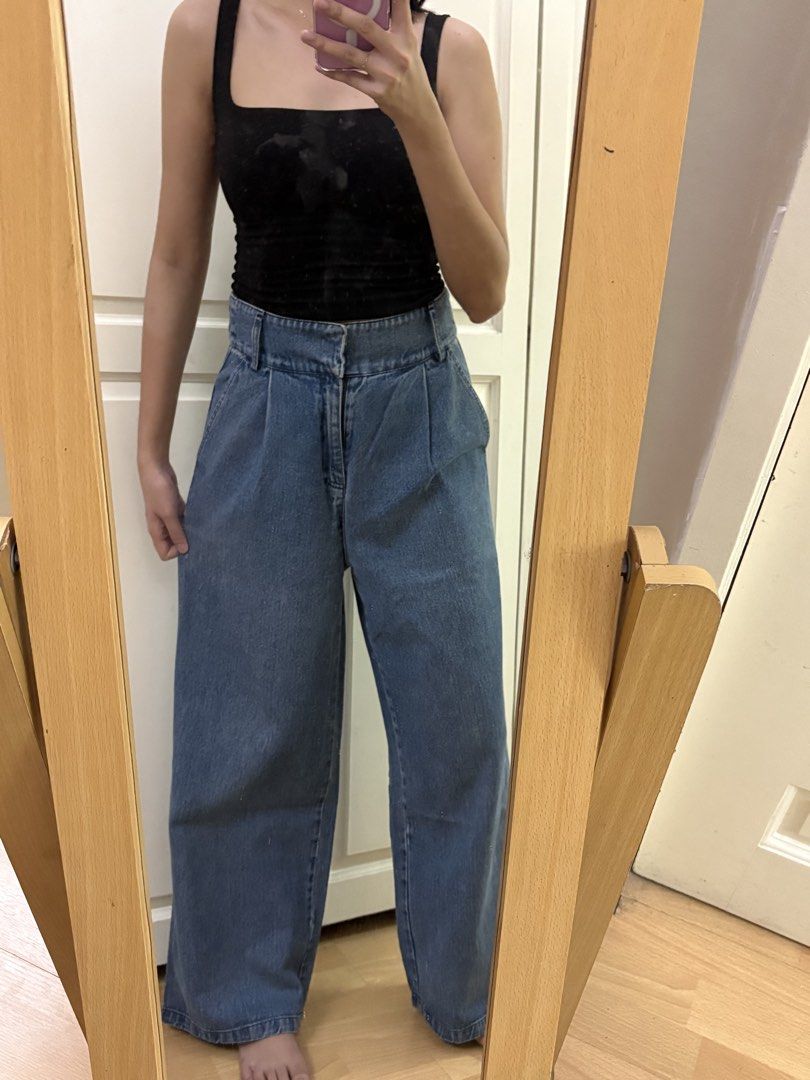 denim wideleg pants (Category: Jeans) located in Balanga. Submitted by shopflora (Listing ID 1470530557, Image 1). Description: waist: 29 length: 40 high quality fabric!.