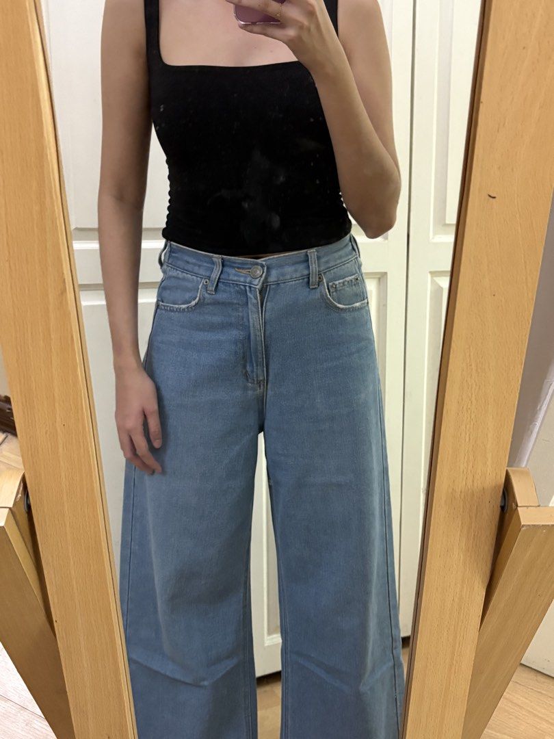 denim wideleg pants (Category: Jeans) located in Balanga. Submitted by shopflora (Listing ID 1470530828, Image 3). Description: waist: 29 length: 40 high quality fabric!.