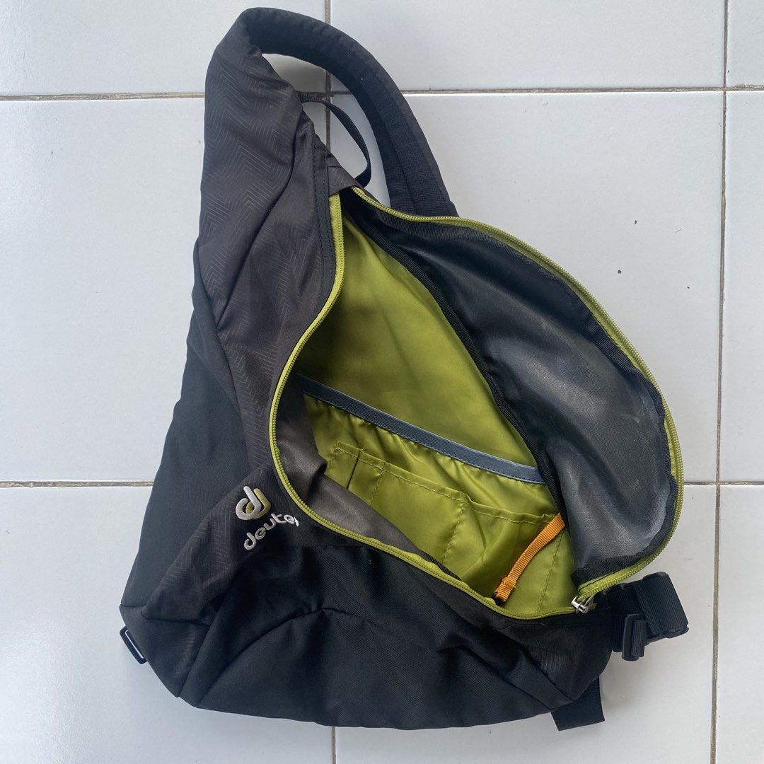 Deuter Tommy M (Category: Backpacks) located in Cagayan de Oro. Submitted by lanzobear (Listing ID 1470437158, Image 2). Description: .