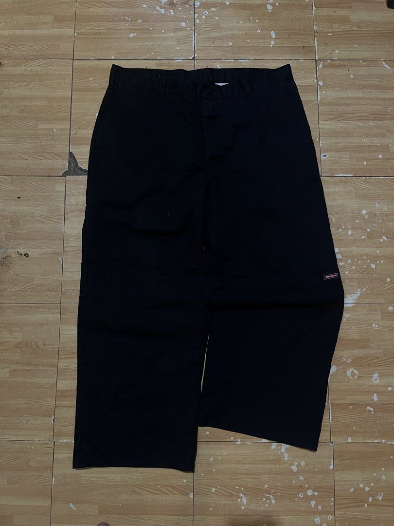 Dickies Baggy (Category: Jeans) located in Lipa City. Submitted by snor.g (Listing ID 1470425822, Image 1). Description: 36x32.