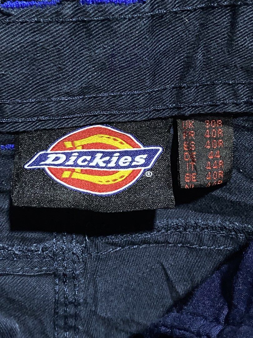 DICKIES REDHAWK PRO TROUSER (Category: Trousers) located in Banga. Submitted by thriftingwithher (Listing ID 1470522875, Image 3). Description: 📌 DICKIES REDHAWK PRO TROUSER💎 •MULTI POCKET •DOUBLE KNEE •DOUBLE PATCH ◾DIMES: WAIST 32✨ LENGTH 38✨ THIGH 12✨ LEG OPENING 9✨ ◾COMPLETE TAGS✨ ◾ISSUE: MINIMAL SCRATCH(HINDI TAGOS, HINDI MO IINDAHIN)✨ ◾COLOR RATE: 9.5/10✨ ◾EXCELLENT CONDITION✅.