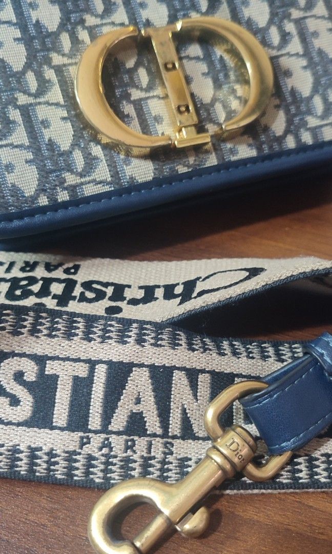 Dior Crossbody Bag (Category: Cross-body Bags) located in Pasig City. Submitted by xcess_baggage (Listing ID 1470557125, Image 3). Description: .