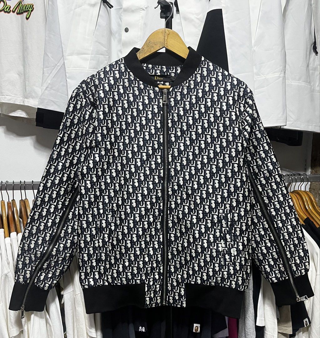 Dior Oblique Monogram Bomber Jacket XS (Category: Coats, Jackets and Outerwear) located in Cabuyao City. Submitted by undergroundthrift03 (Listing ID 1470516230, Image 1). Description: CHRISTIAN DIOR ZIPPER DOWN JACKET Brand: DIOR Dimes: 20.5 X 25.5 Colorate: 9.8/10 Condition: 9.8/10 Issue: None Mode of payment: Gcash (Pay now ship now) Mode of shipping: J&t Location: Cabuyao, Laguna.