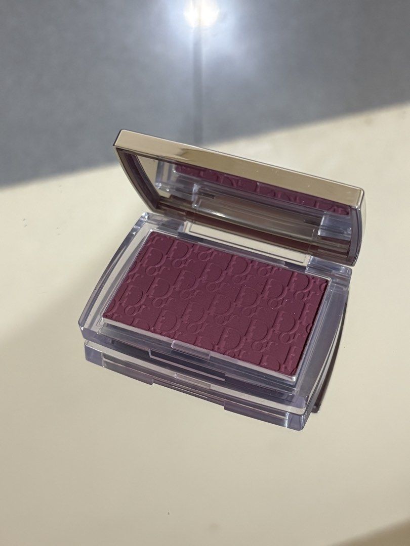 Dior Rosy Glow Blush Berry (Category: Makeup) located in Pasay City. Submitted by keynbloom (Listing ID 1470507100, Image 2). Description: - swatched only (can pass as bnew).