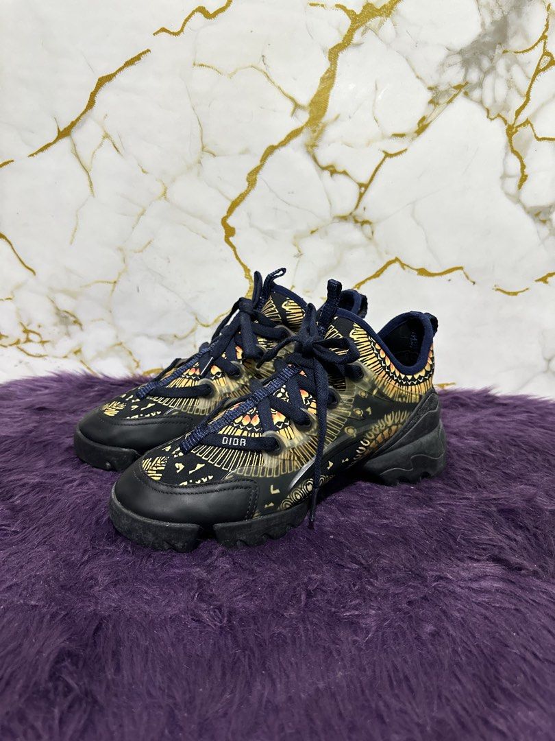 Dior sneaker (Category: Sneakers) located in Marikina City. Submitted by georgiaprelovestuff (Listing ID 1470456426, Image 3). Description: size 38 PLEASE READ BEFORE MAKING AN OFFER: 🔹No inclusions since this is preloved 🔹NO to low ballers please 🔹NO meetups due to busy schedule 🔹If you make an offer, please get the item let's not waste each other's time 🔹NO return NO exchange NO cancellation 🔹Please manage your expectation since all items