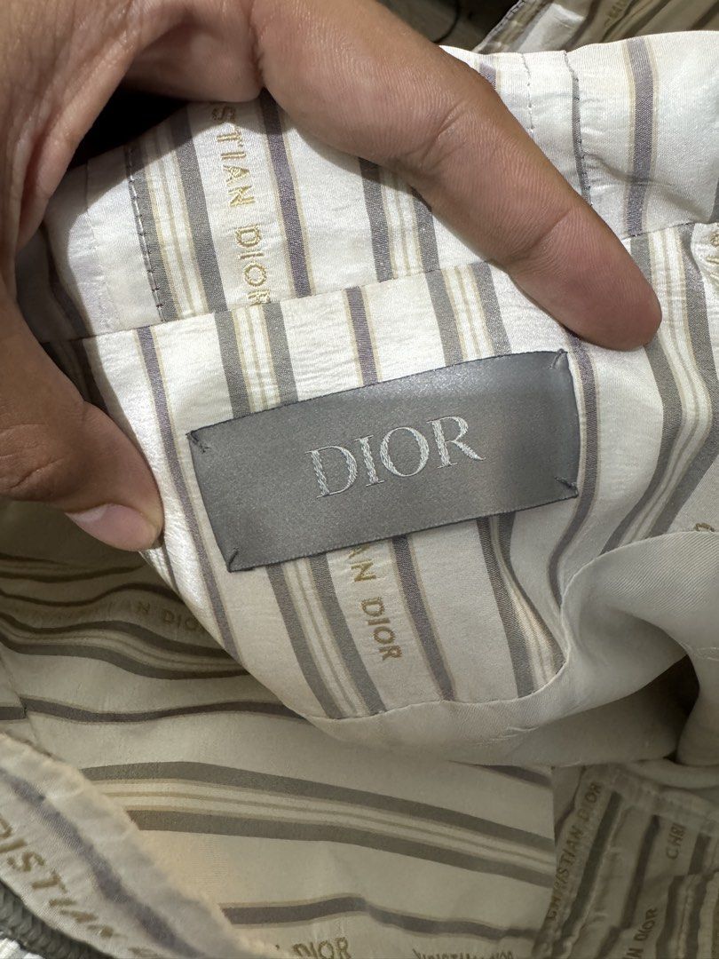 Dior striped silk blend anorak (Category: Luxury Apparel) located in Manila. Submitted by kaisero (Listing ID 1470468734, Image 2). Description: Dior SS21 Men’s Striped Silk Blend Half-Zip Anorak Jacket size 46 may minimal issues lang siya message me nalang para sa ibang details Slightly nego pa naman po.