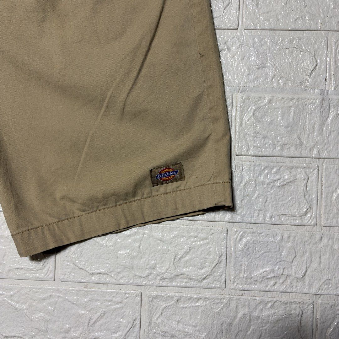 Disckies shorts (Category: Shorts) located in Palompon. Submitted by paulrojas13 (Listing ID 1470544986, Image 3). Description: Size: 32 on tag Dimensions: Waist 32–34, Length 21, Leg Opening 10.5 Condition: Excellent Color Rate: 9.9/10 Issue: None .