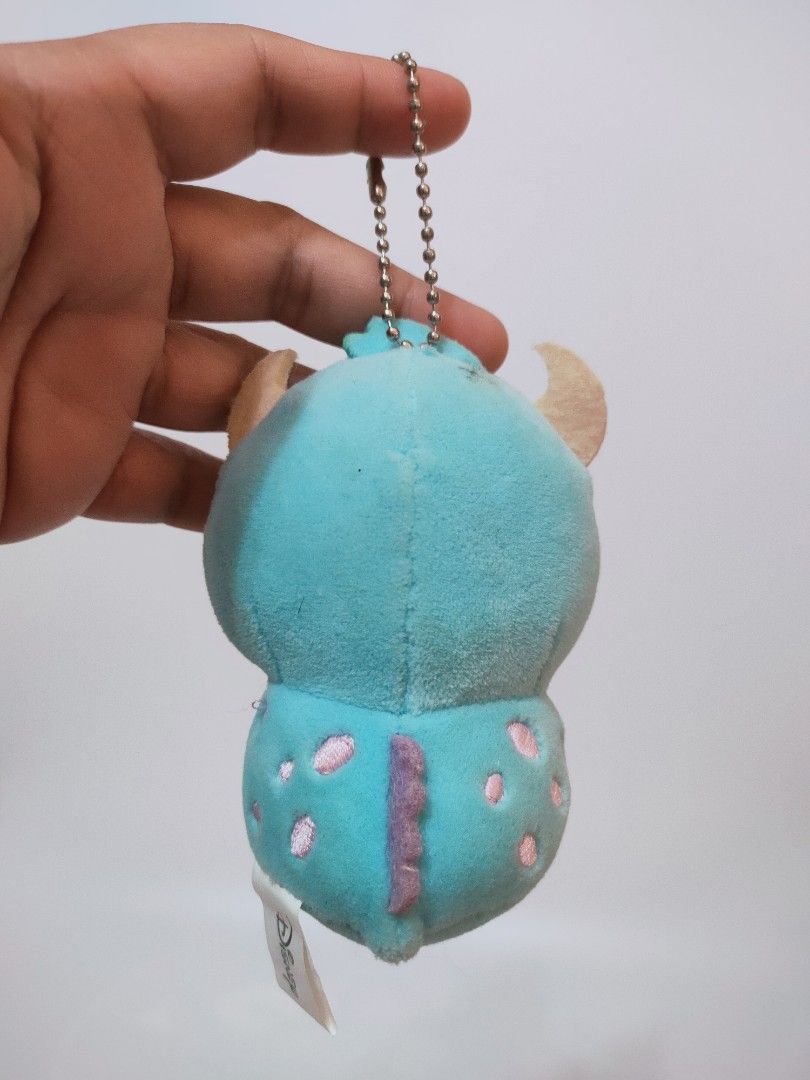 Disney Pixar's Monsters Sully / Sullivan Plush Charm (Category: Plushies & Soft Toys) located in Antipolo. Submitted by bhabiegraciefashionlab (Listing ID 1470555431, Image 2). Description: ✨Disney Pixar's Monsters Sully/Sullivan Plush Charm 🇯🇵Authentic From Japan 🔖Good as New 📸Actual Photos posted, what you see is what you'll get 😍Perfect for Disney / Monsters Fans/Collectors or for gifting 💸MOP 👉🏻Gcash /Maribank/GoTyme 🚚MOD 👉🏻J&T / L