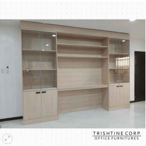 Display Shelf with Protective Glass (Category: Office Furniture & Fixtures) located in Caloocan City. Submitted by jim.trishtineofficefurnitures (Listing ID 1470435472, Image 1). Description: 18mm laminated marine Melamine finish With 2 swing door cabinet for storage Dimension: W350 x D42.6 x H260 cm We can customize to your preferred size and design DISCLAIMER: PRICE IS FOR POSTING PURPOSES ONLY.