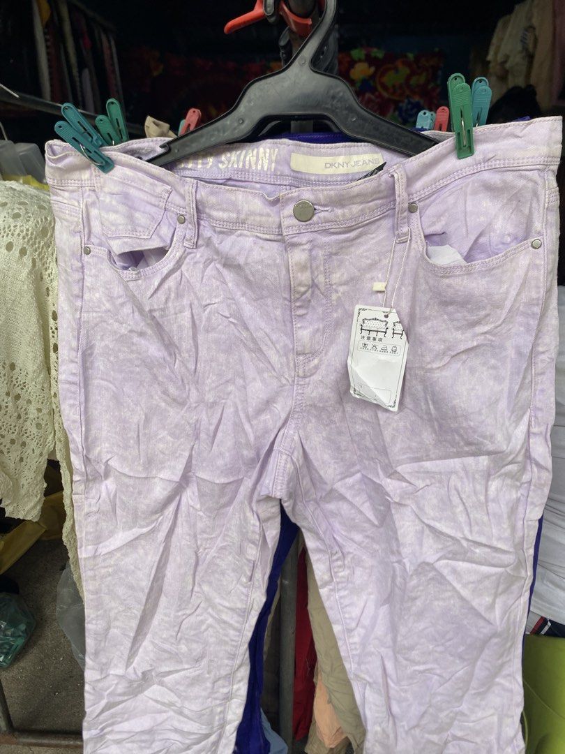 DKNY (AUTHENTIC) (Category: Jeans) located in Manila. Submitted by freshfindresale (Listing ID 1470374686, Image 3). Description: Size: 14 on tag Skinny Like new.