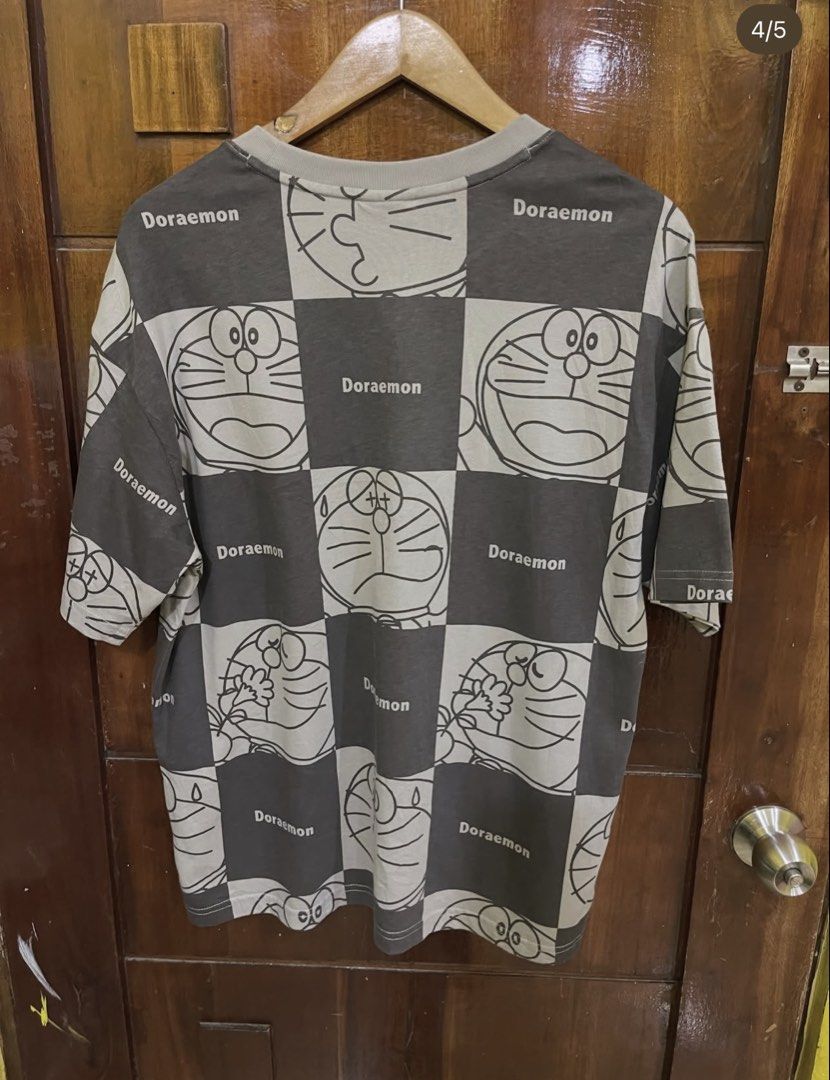 Doraemon Shirt (Category: Tshirts & Polo Shirts ) located in Marikina City. Submitted by greatfindsmnlph (Listing ID 1470429653, Image 2). Description: Dorae mon Shirt Price: 180 Size: Large Width: 22 Length: 28 Color: Dark Gray Color Rate: 10/10 Condition: 9.8/10 Very nice in actual.