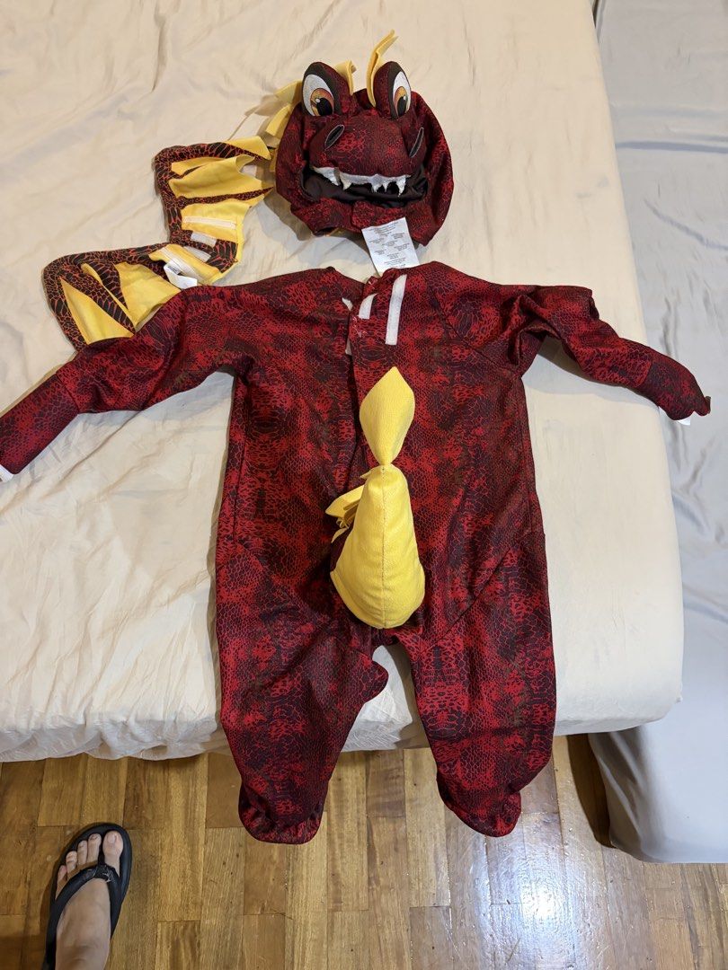 Dragon 3D costume 18-24m (Category: Babies & Kids Fashion) located in Manila. Submitted by chandleria (Listing ID 1470438882, Image 2). Description: Dragon costume with wings , tail and head with minor flaw in the teeth can send video size US 18-24m but may fit asian size up .