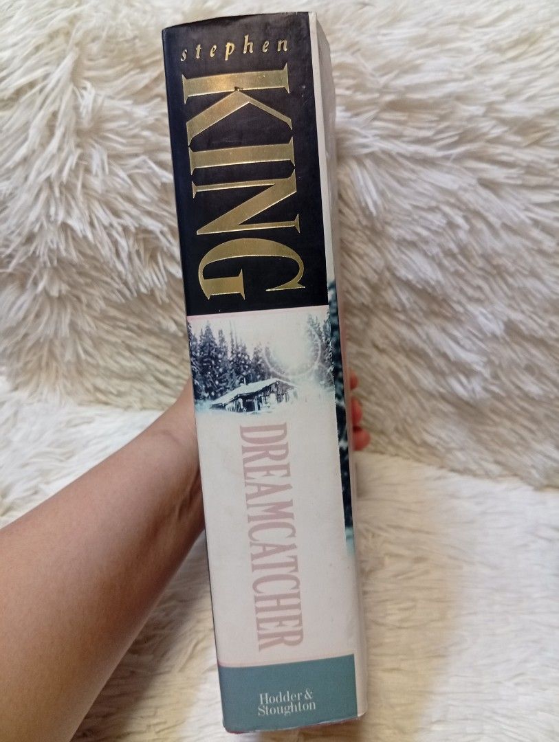 Dreamcatcher by Stephen King Hardcover (Category: Storybooks) located in Caloocan City. Submitted by Trendy_Sulit_Deals (Listing ID 1470499544, Image 3). Description: .