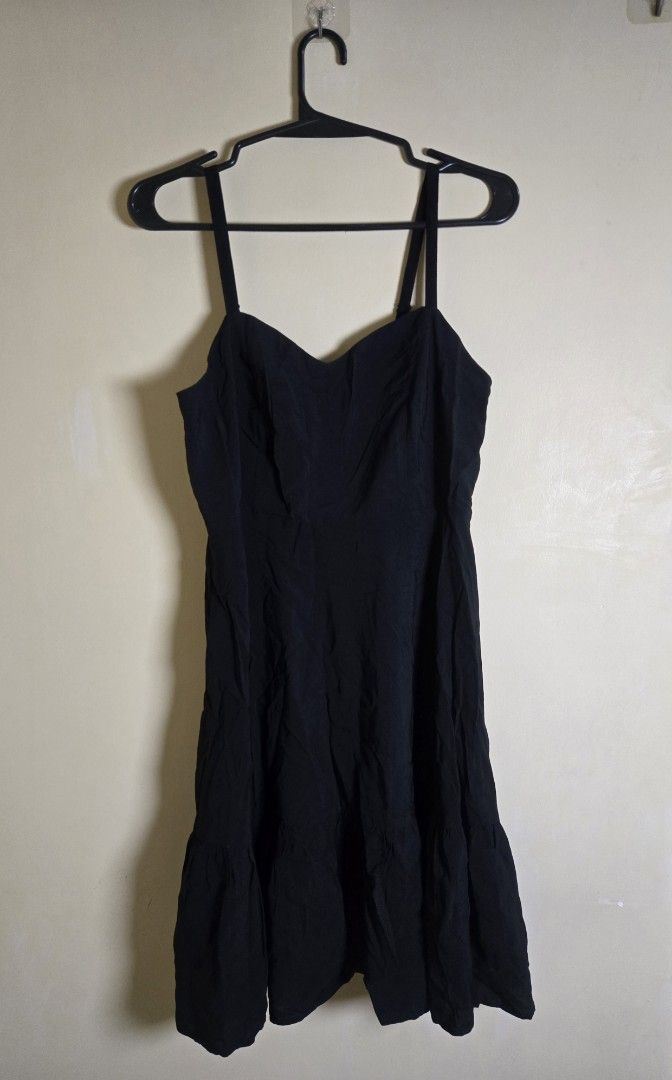 DRESSES FOR SALE (Category: Dresses) located in Quezon City. Submitted by aisarang_u (Listing ID 1470492855, Image 2). Description: MIXED DRESSES, JUMP SUIT, ROMPER 50 pesos only check photos for sizes pm for more details MOP - Gcash, Bank transfer .