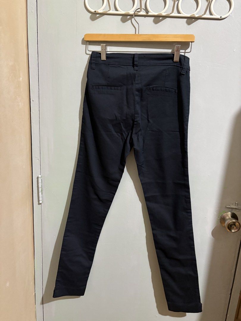 Dutil Navy blue Slim Pants Size 28 (Category: Jeans) located in Manila. Submitted by margascloset_ (Listing ID 1470491654, Image 2). Description: - Size: 28 (on waistband) - Color: Black - Fit: Straight-cut - Condition: Clean, no stains .