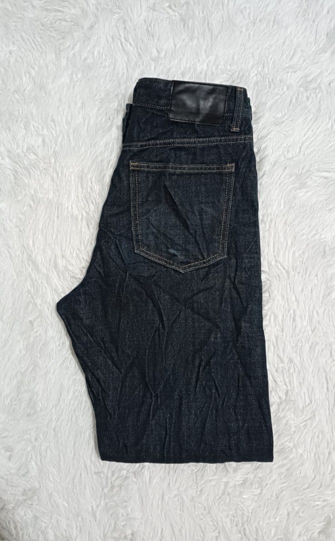 E-Land Selvedge Denim (Category: Jeans) located in Ozamiz City. Submitted by meshthrift11 (Listing ID 1470424331, Image 1). Description: Size 28-29 length 40.