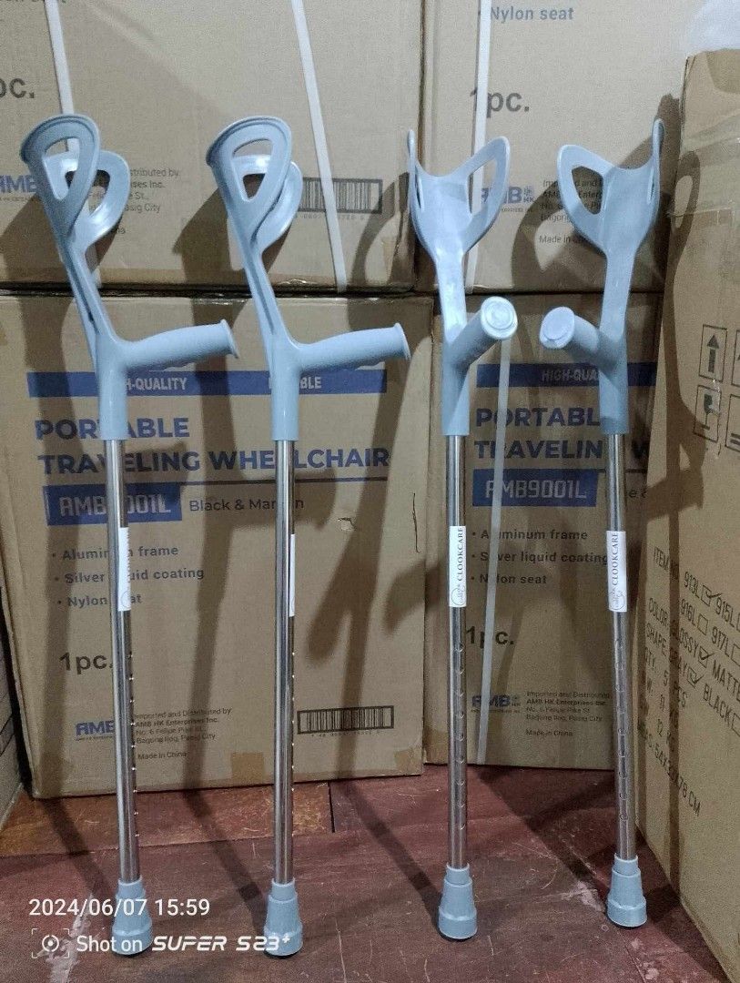 Elbow crutches (Category: Medical Supplies & Tools) located in Manila. Submitted by jecelj_295c8a (Listing ID 1470550825, Image 1). Description: per piece brand New adjustable COD or gcash payment same-day delivery via lalamove.