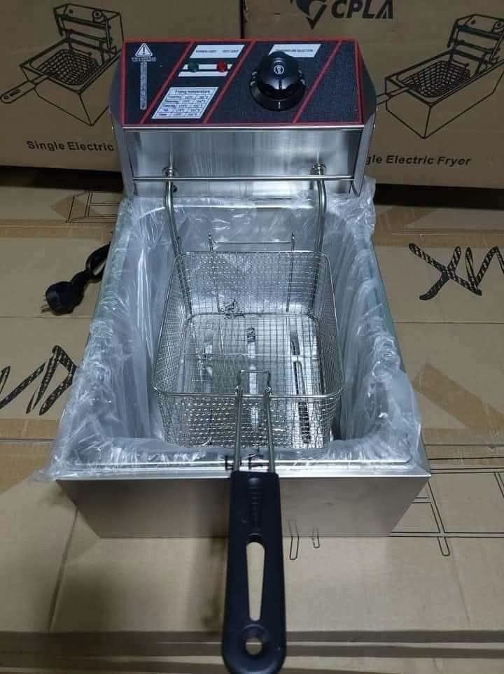 ELECTRIC DEEP FRYER SINGLE DOUBLE AVAILABLE HEAVY DUTY (Category: Other Kitchen Appliances) located in Manila. Submitted by zhaeila23 (Listing ID 1470413070, Image 2). Description: Onhand brandnew ‼️ Electric Deep Fryer 🤩 Napaka ganda ng QUALITY 👌 💖Single Deep Fryer 6 LITERS - 1,300 pesos only ‼️ 💖Double Deep Fryer 12 LITERS - 2,300 pesos only ‼️ 📌 LOCATION: BRGY SAN MIGUEL PASIG 📌 DELIVER PLUS SF VIA LALAMOVE 🚚 📌 MOP : COD/GCASH/BANK TRA