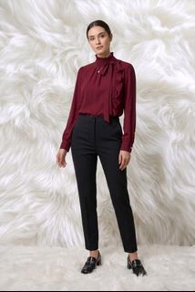 (Category: ) located in . Submitted by aithriftcloset (Listing ID 1470498707, Image 1). Description: .