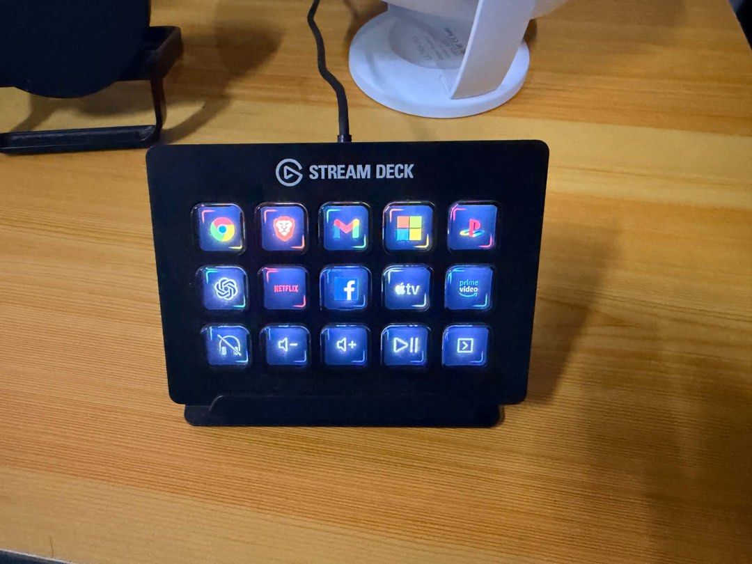 Elgato stream deck 15 buttons (Category: Other Accessories) located in Davao. Submitted by gelomgbn (Listing ID 1470460667, Image 2). Description: .