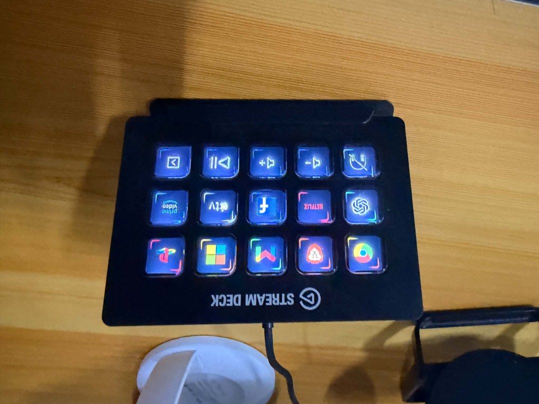 Elgato stream deck 15 buttons (Category: Other Accessories) located in Davao. Submitted by gelomgbn (Listing ID 1470460667, Image 3). Description: .