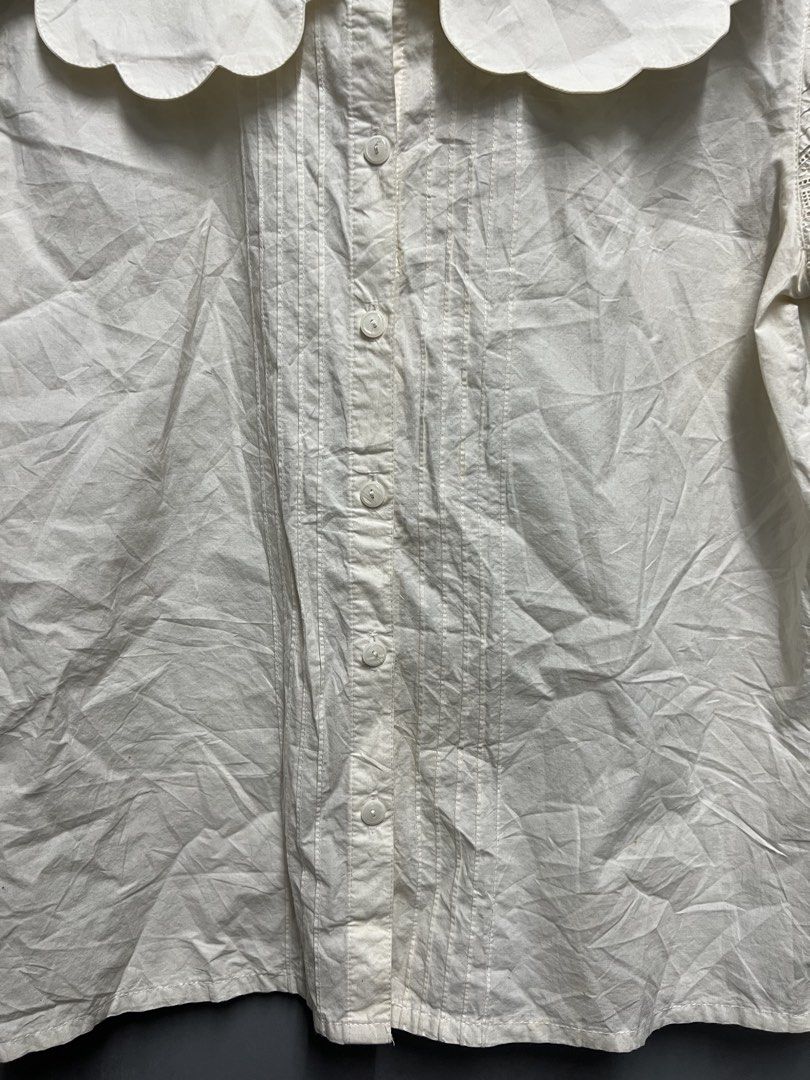 EMILY TEMPLE (Category: Blouses) located in Dasmarinas. Submitted by jessputrages (Listing ID 1470536772, Image 2). Description: For sale Emily Temple Excellent condition No issue 1000 plus shipping fee Pm for more details.