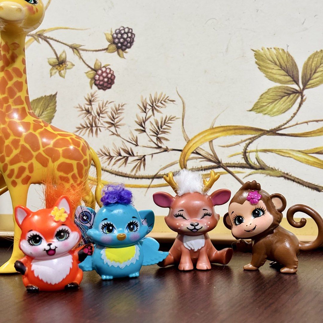 Enchantimals Mattel Figures (Category: Figurines & Statues) located in Taguig. Submitted by sunnyplaythingsph (Listing ID 1470507750, Image 2). Description: - Bundle of 5 collectible animal figures - Includes: tall giraffe, orange fox, blue bird, reindeer, and brown monkey with flower - Fun and playful set, great for display - All figures stand securely on flat surfaces - Perfect addition to any toy collection -Like new -no basag no sira.
