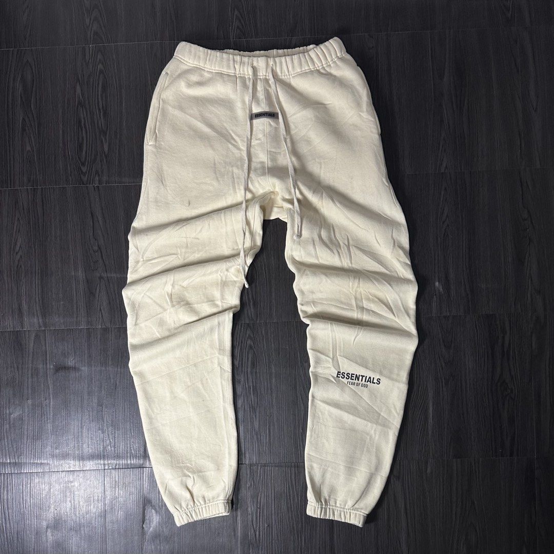 ESSENTIALLS CUFFED PANT (Category: Formal Shirts) located in San Jose del Monte. Submitted by xanthrift2.0 (Listing ID 1470455795, Image 1). Description: ESSENTIALS CUFFED PANT color rate: 9.7/10 waist: FREE SIZE lenght: 43 ₱999.