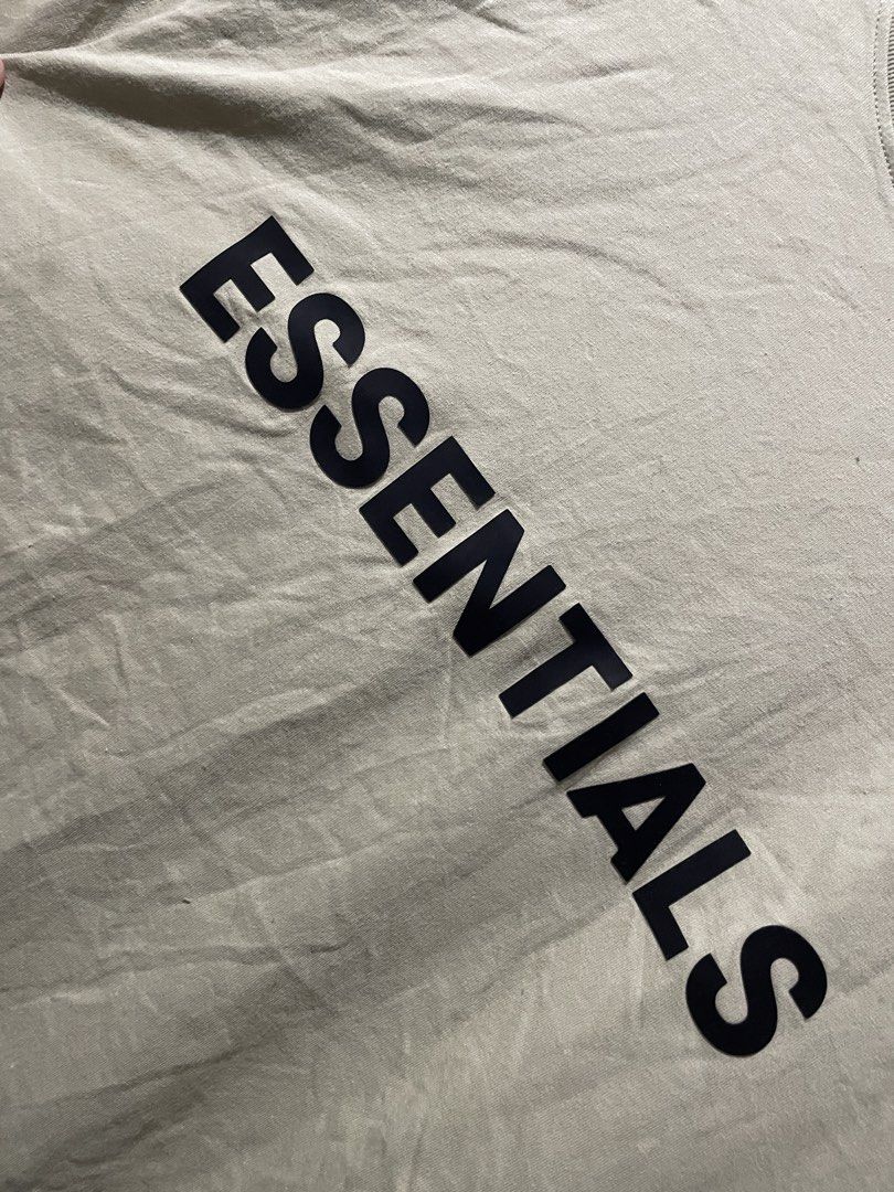 Essentials (Category: Tshirts & Polo Shirts ) located in Ilagan. Submitted by thrift2south (Listing ID 1470354110, Image 3). Description: 21/28.