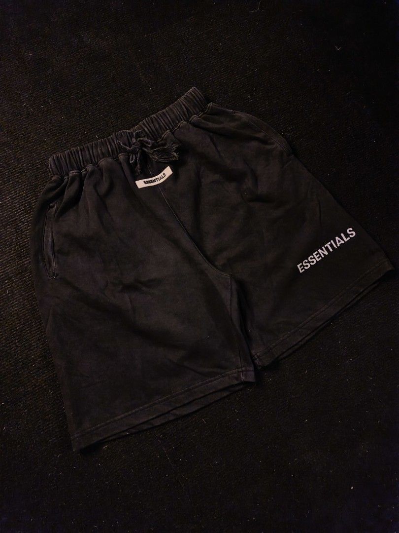 Essentials Sweat Shorts (Category: Shorts) located in San Fernando. Submitted by retro_d (Listing ID 1470549769, Image 1). Description: - Essentials Sweat Shorts - Size: W24-34/L-20/TH-12/LO-11.5 - Condition: Good - Color Rate: 9/10 - No issue.