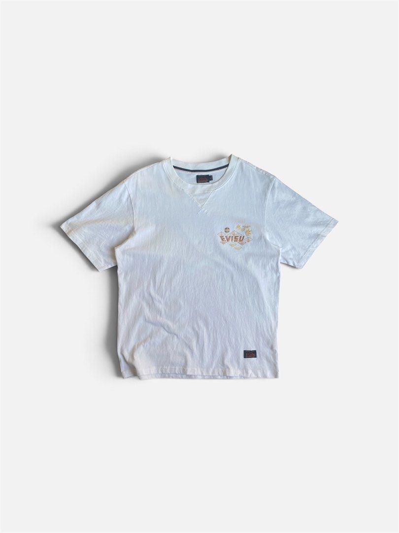 Evisu Daicock Tshirts (Category: Tshirts & Polo Shirts ) located in Talavera. Submitted by adrnvault (Listing ID 1470472249, Image 1). Description: Issue: none Size: Large on tag Color: dirty white Color rate: 9/10 Width: 20 Length: 26.