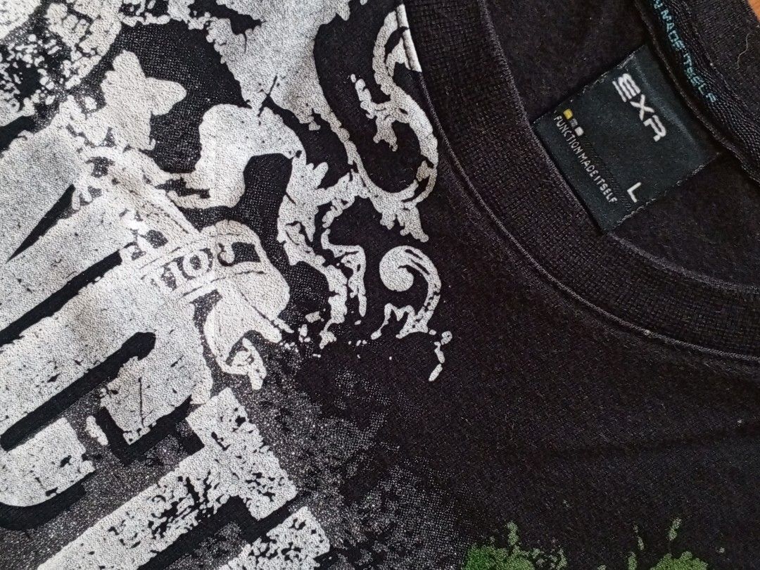 EXR Y2k Grunge Graphic Tee (Category: Tshirts & Polo Shirts ) located in Legazpi City. Submitted by gaz1009 (Listing ID 1470443840, Image 3). Description: Y2K Grunge Graphic Tee Excellent Condition Size Large on tag L26W20 Color rate : 9.5/10 no issues washtag is erased na ung texts ⚠️ REMINDER: Items are either pre-loved or thrifted, so always manage your expectations. Authenticity is also not guaranteed so buy at your own risk..