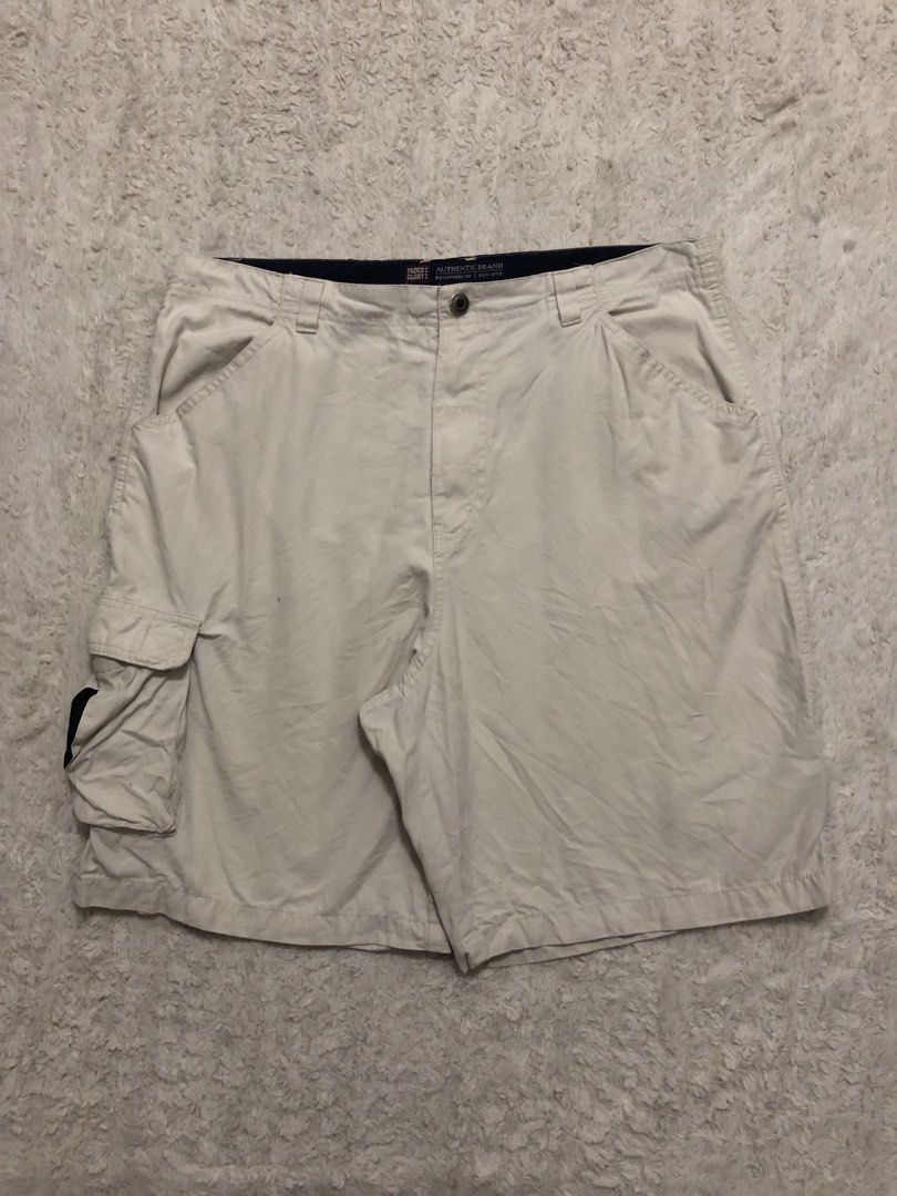 Faded glory cargo short (Category: Shorts) located in Canaman. Submitted by thriftmoboss (Listing ID 1470449664, Image 2). Description: 📌FADED GLORY cotton 100% Hard denim 90% Crispy condition ✅ MADE IN DOMINICAN🇩🇴 DIMENSION📏 W-36 L- 22 Hem-12 GOOD condition✅ LIGHTLY USED✅ Color rate:9.5/10 No issue Price:250🏷 ‎ ‎•✅PLUS SHIPPING FEE (+75) ‎•🔵MOP: G CASH ‎•🟥COURIER: JnT ‎•📍LOC:Magsaysay, Naga city ,Camarines Sur 🌫️.