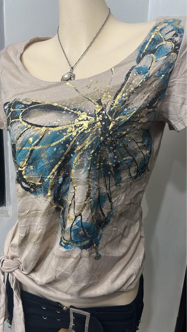 Fairy grunge butterfly tanktop (Category: Others Tops) located in Caloocan City. Submitted by onlyfromthepast (Listing ID 1470481674, Image 3). Description: 9/10 condition Small on tag can upto large ✅My bio before purchasing tia💕 ✅ All items are fresh from bales, Pls expect dirt,dust or stains.
