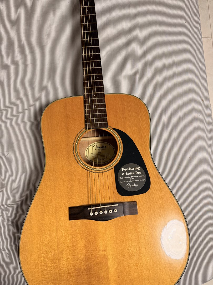 Fender DG60 Acoustic Guitar, Hobbies & Lifestyle, Musical Instruments ...