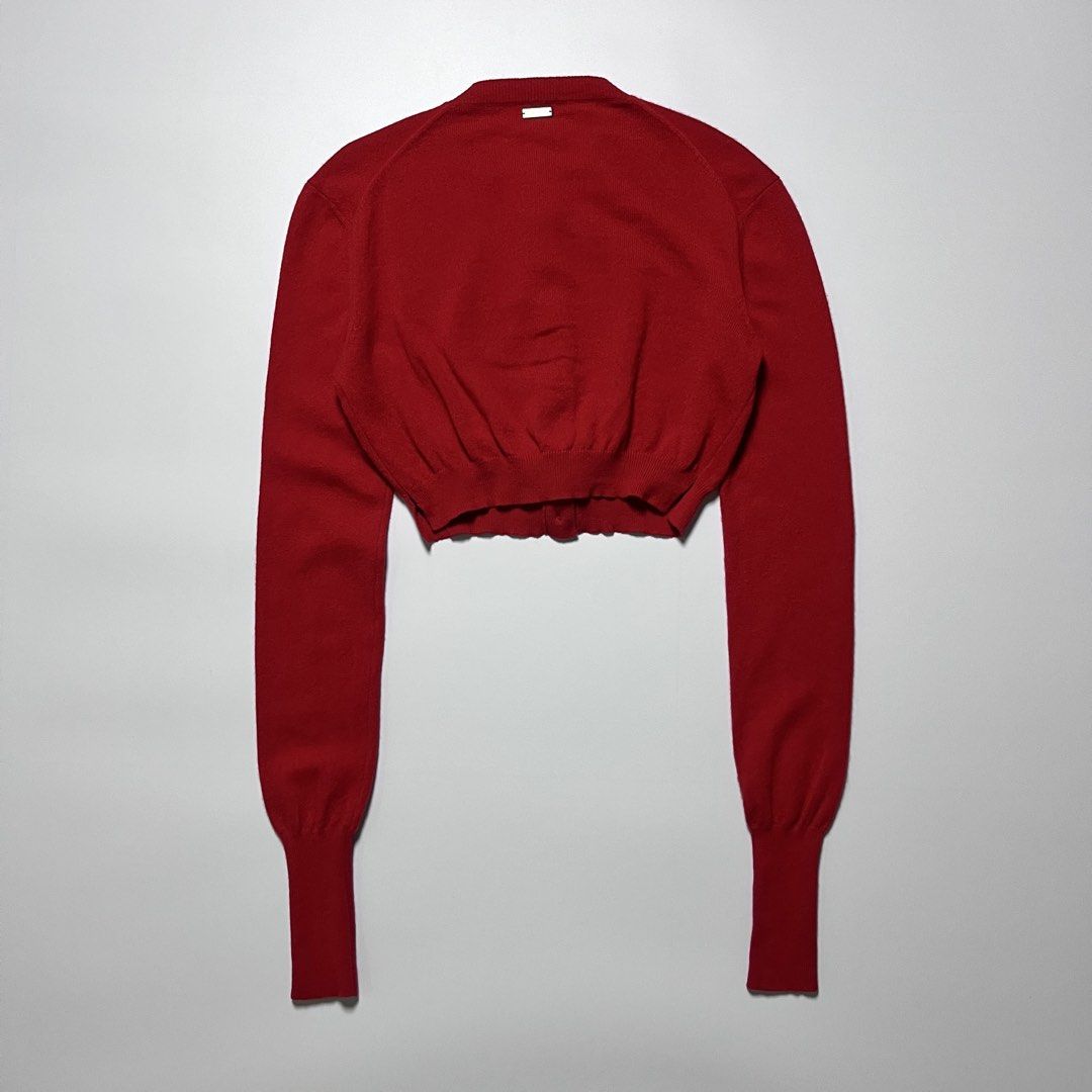 Ferragamo Cashmere Cropped Cardigan (Category: Coats, Jackets and Outerwear) located in Cebu City. Submitted by franceuy (Listing ID 1470473190, Image 3). Description: Good As New No Issue W-16 L-15 Color rate: 10/10 Cebu City📍.