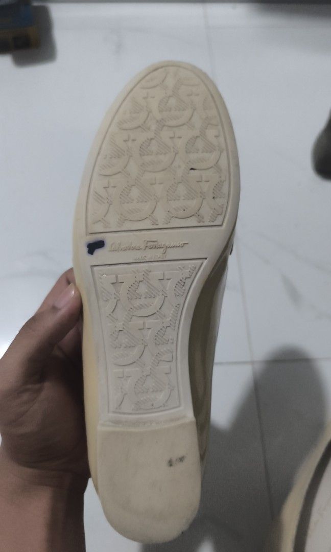 FERRAGAMO SHOES (Category: Sneakers & Footwear) located in Quezon City. Submitted by emcsole (Listing ID 1470488866, Image 2). Description: size 8 on tag for women.