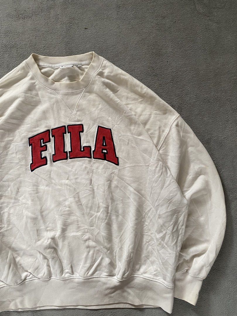 Fila Sweater (Category: Coats, Jackets and Outerwear) located in Ozamiz City. Submitted by thriftnikael (Listing ID 1470514423, Image 2). Description: width: 25.5 length: 27 size: m best fit xl Color rate: 10/10 Condition: 10/10 Issue: need wash .