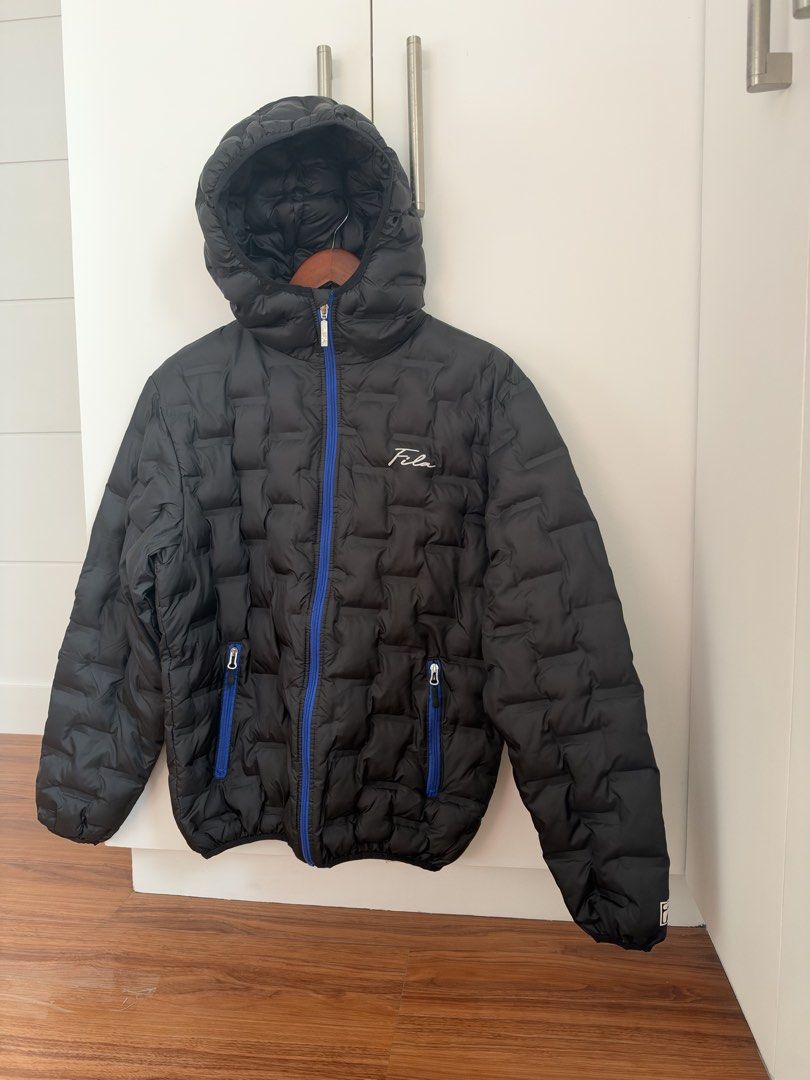 Fila winter Puffer jacket (Category: Coats, Jackets and Outerwear) located in Quezon City. Submitted by mikeylachua29 (Listing ID 1470438910, Image 3). Description: Good as new Used once Large for mens.