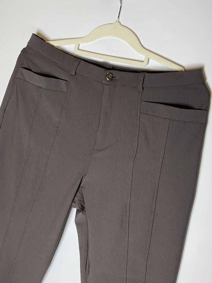 Fisco golf pants (Category: Other Bottoms) located in Makati City. Submitted by indaysukaycloset (Listing ID 1470512742, Image 2). Description: FISCO Golf Pants - Dark Taupe - 15" Waist (30") / 31.5" Length Size: L on tag - Waist 69-77cm - Fits 30-31" Waist: 15" flat = 30" actual - stretch to 32" Hip: up to 100cm Length: 31.5" - Cropped / Ankle length Color: Dark Taupe / Brown Gray Details: Brand: FISCO - Japan Golf 88% Polyester 12% Polyurethane