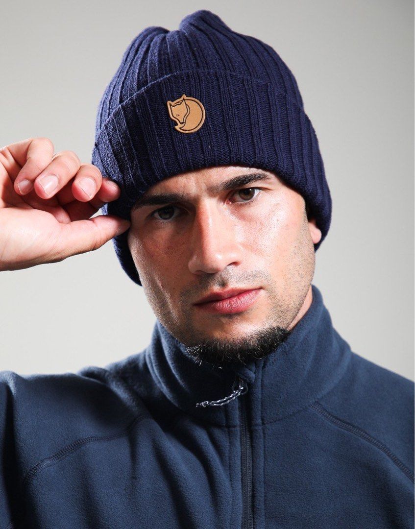 Fjallraven Byron Hat Dark Navy Beanie (Category: Beanies) located in Alabel. Submitted by rndm.f1nds (Listing ID 1470372677, Image 2). Description: No Issue.