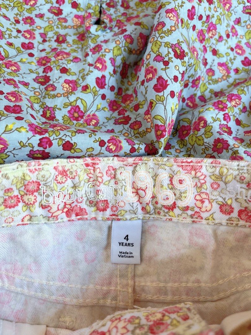 Floral Mixed brands set 4Y (Category: Babies & Kids Fashion) located in Bayombong. Submitted by whimsystuff (Listing ID 1470411459, Image 3). Description: Floral top & shorts set Baby GAP shorts, unbranded top 4Y Brand new top, Like new shorts P 350.