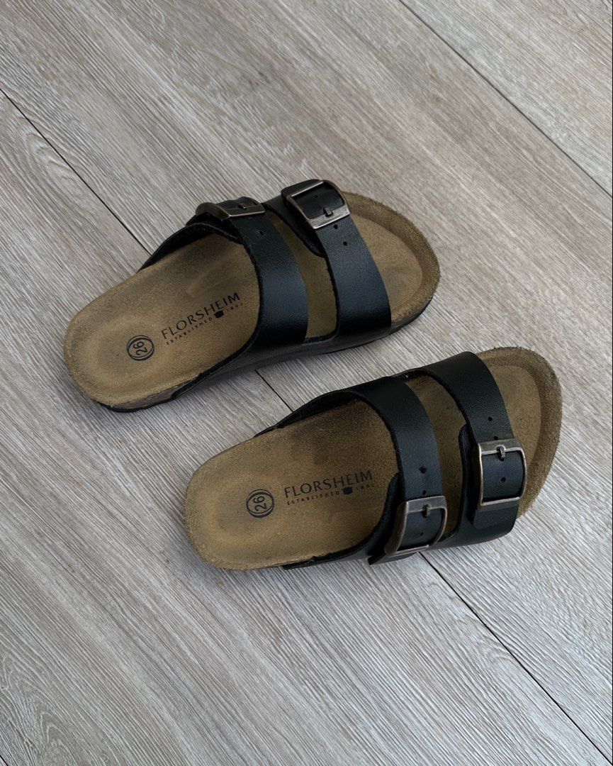 Florsheim (Category: Babies & Kids Fashion) located in Makati City. Submitted by badethskie (Listing ID 1470396258, Image 1). Description: Size 26 with box .