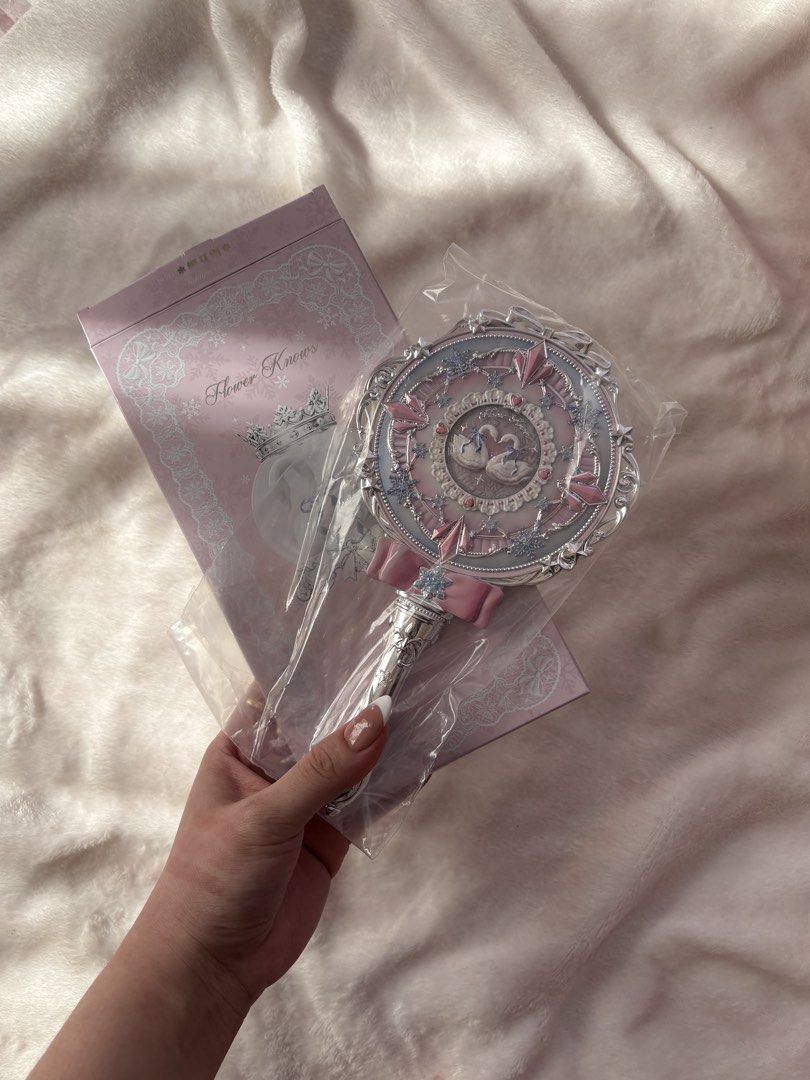 flower knows snow ballet mirror - pink (Category: Accessory Holder, Box & Organizers) located in Muntinlupa City. Submitted by pinkgurlyyy (Listing ID 1470110609, Image 1). Description: brand new sealed jnt or lala.