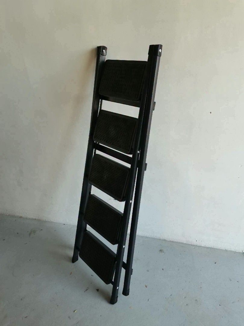 FOLDABLE LADDER 5 STEPS HEAVY DUTY (Category: Ladders & Steps) located in Manila. Submitted by zhaeila23 (Listing ID 1470417351, Image 3). Description: Foldable ladder 5 Layer P1,500 only ‼️ Red 5pcs Black 5pcs *Sturdy *Rubber stopper 5 Layer.