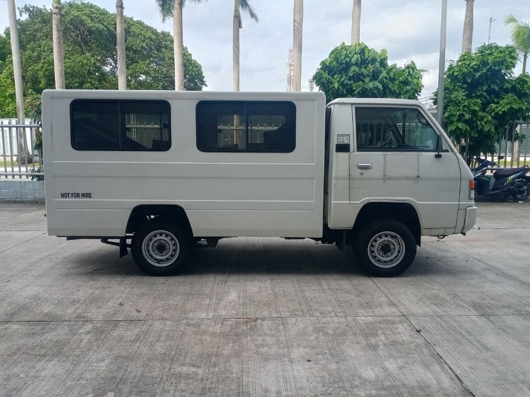 For Sale Mitsubishi L300 (Category: Heavy Vehicles) located in Caloocan City. Submitted by rdarwins25 (Listing ID 1470417497, Image 1). Description: This 2022 Mitsubishi L300 Aluminum Van Single AirCon with transmission is available for sale in Makati City City at ₱500000 . This 2022 Mitsubishi L300 is First hand owner maintained, It runs on diesel engine and its odometer reading is 72000 KM. .