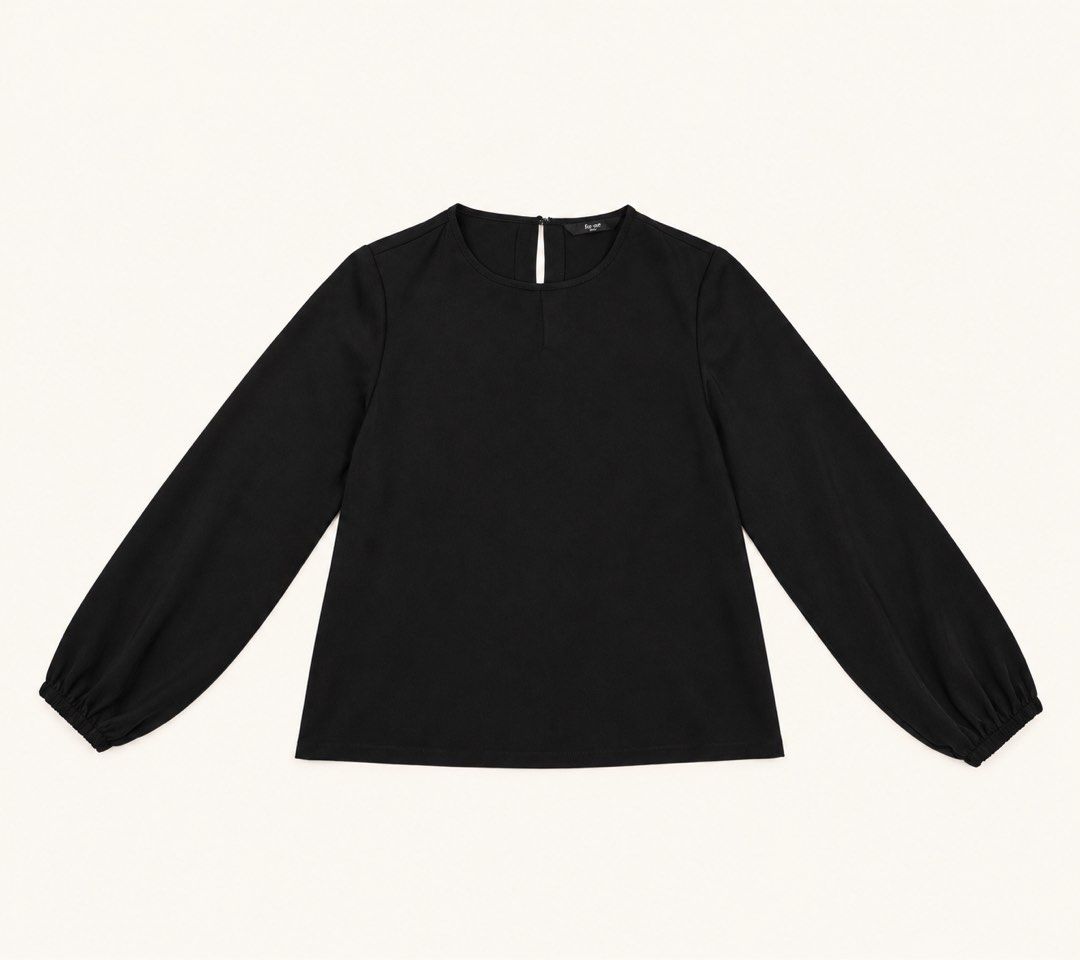 ForMe Black Long Sleeve Blouse (Category: Longsleeves) located in Santa Rosa. Submitted by allysuhnicole (Listing ID 1470378921, Image 1). Description: - Size: Small on tag - Color: Black - Used once only - Details: Button closure on cuffs and hook-and-eye hardware at the back neck - Fabric: Smooth, comfortable material - 3rd pic from ForMe (for visualization only).