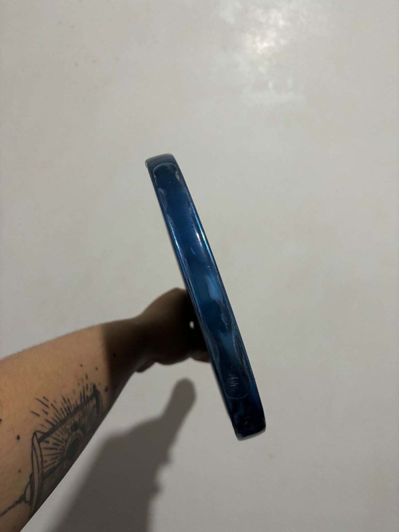 Franklin C45 Hybrid Paddle (Category: Racket and Ball Sports) located in Cavite. Submitted by justinnechiu (Listing ID 1470474138, Image 3). Description: Helping a friend: Franklin C45 Pickleball Paddle 14mm For maximum spin and control Edge guard has visible scuffs from regular court play, but performance remains solid Bought in Chris Sports Makati RFS: Upgrade paddle to Omni. Slightly Nego.