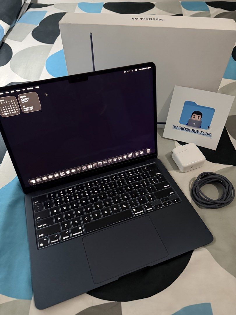 FS: Macbook Air M2 💻🏷️ (Category: Laptops & Notebooks) located in Manila. Submitted by sxzedwy (Listing ID 1470477281, Image 2). Description: FS: Macbook Air M2 (2022) 💻🏷️ 16GB Ram | 256 GB SSD CC: 75 | BH: 97% Purchased Nov 2025 (with warranty til Nov 2026) Pristine condition (9.8/10) With one minor dent on left corner Inclusions (all original): Original Box | Magsafe 3 Cable | USB-C Power Adapter Fixed Price (non-nego): 45.5k 📍Meet-up loca