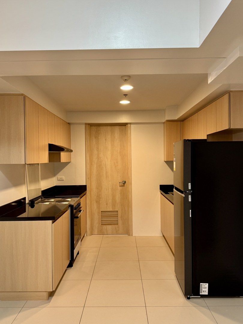 Fully Furnished Modern Condo Unit (Category: Apartments & Condos) located in Pasig City. Submitted by ryderdee (Listing ID 1470454825, Image 3). Description: 2 Bedroom Unit 95 sqm 19th Floor View of Makati skyline 3 T/B With maid’s room With separate utility room With 2 Parking slots Fully Furnished * With balcony * With Kolin ACs (Split type & Window type) * With complete kitchen appliances; stove, rangehood * With 6 seater dining table * With s